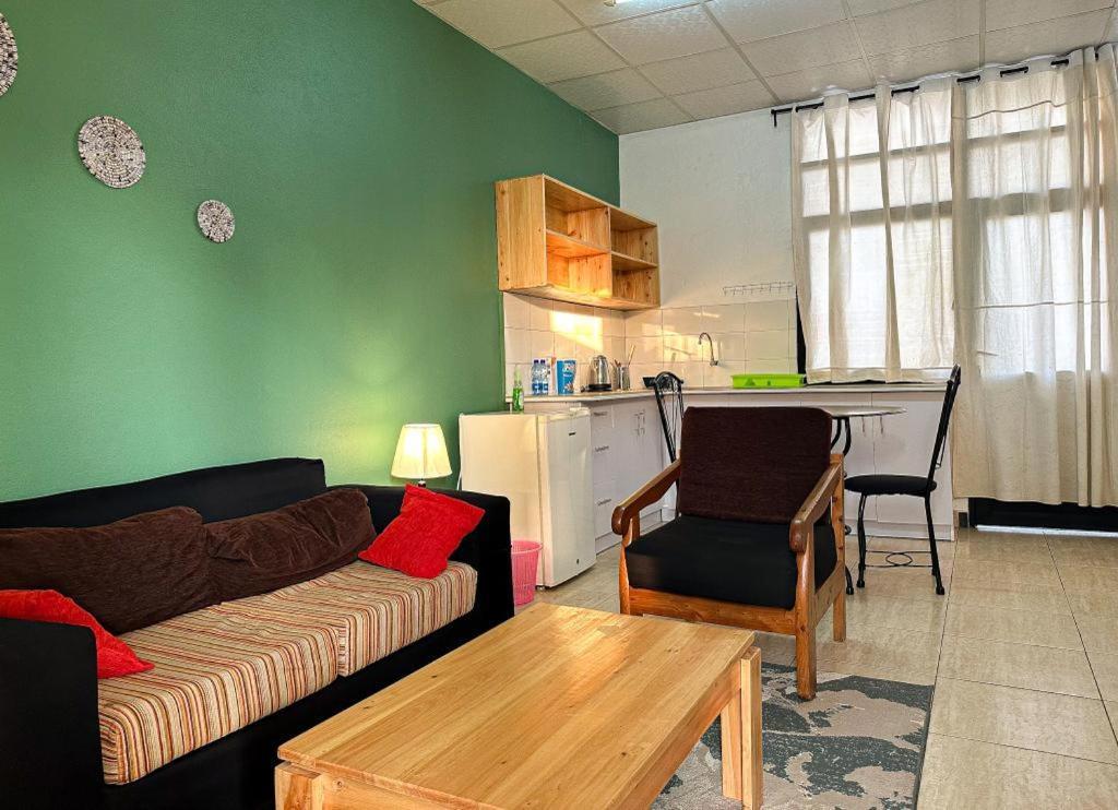 City Center Apartments Бужумбура Экстерьер фото